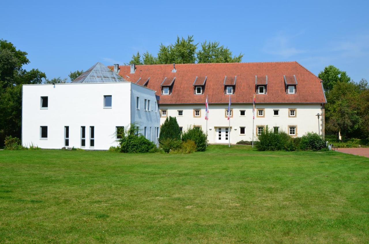 Wohlfuehlhotel Im Schlosspark - Self Checkin Willebadessen Dış mekan fotoğraf